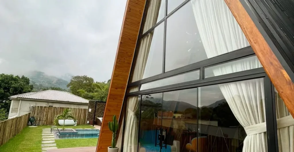 Como Construir Chalé De Madeira: Guia Passo A Passo 2 Chalé Barato Para Construir_ Dicas E Modelos Em 2026 (5)